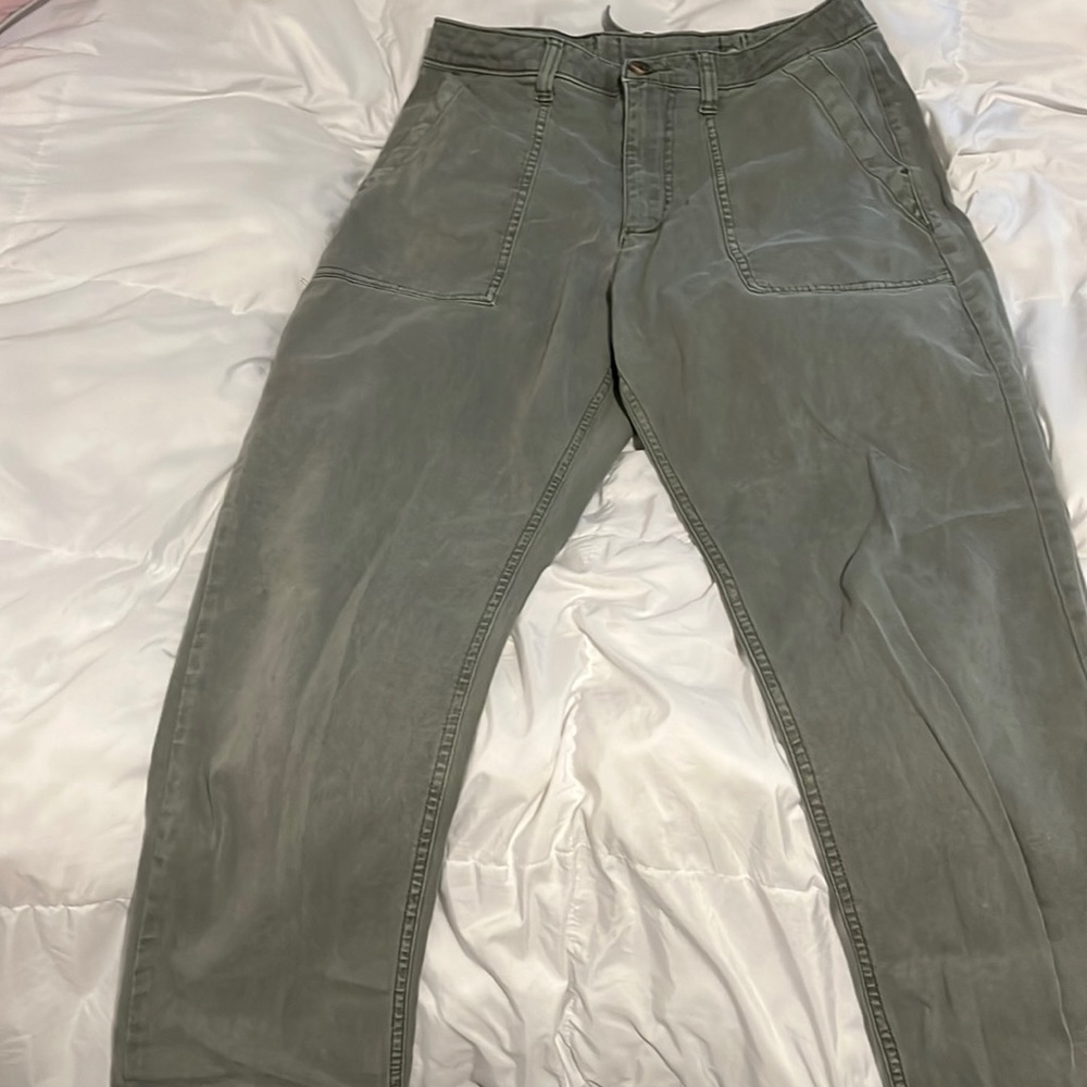 Old Navy camo green pants.